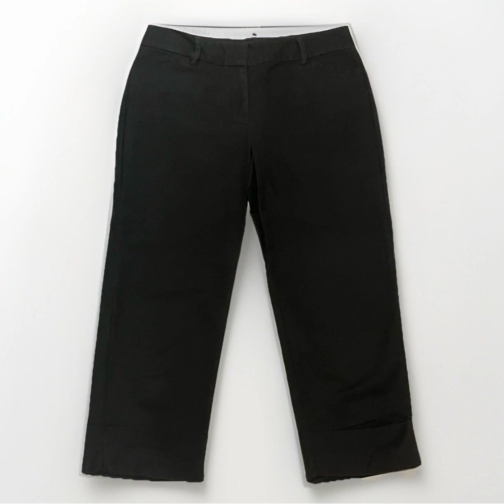 Ann Taylor Black Curvy Capri Pants, Size 2